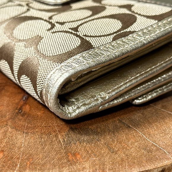 COACH Signature Metallic Turnlock Checkbook wallet - Picture 13 of 16